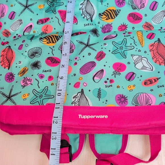 🆕 Tupperware®️ Backpack Cooler - Picture 2 of 6
